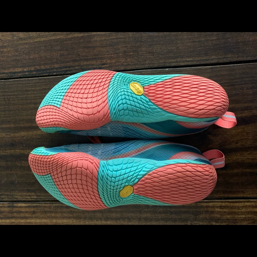 Merrell Shoes - Picture 4 of 5